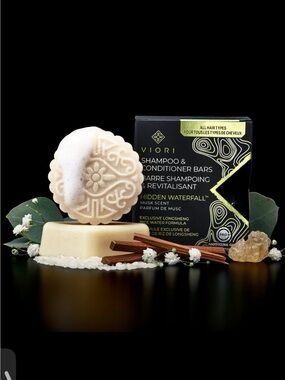 Viori Hidden Waterfall Musk Shampoo & Conditioner Bar — Cream